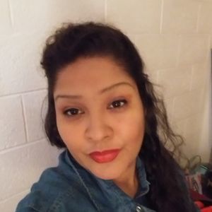 Meet your Posher, Corrina